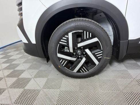 New 2026 Nissan Kicks SV FWD image 10