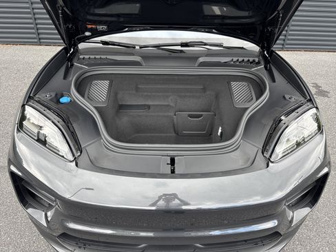 New 2025 Porsche Macan 4 Electric AWD/4WD image 49