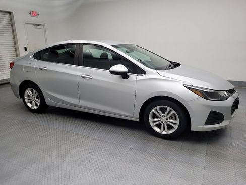 Used 2019 Chevrolet Cruze LT w/ LT Fleet Convenience Package image 11