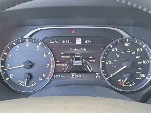 Certified 2021 Nissan Titan SL w/ Moonroof Package image 38