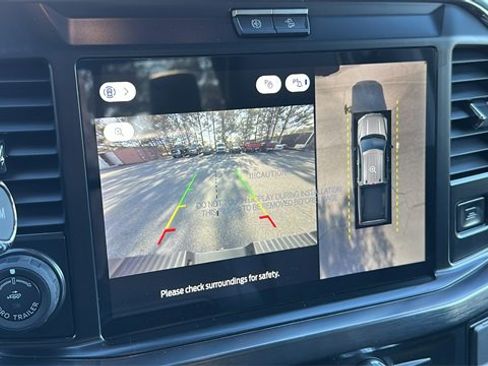 New 2026 Ford F250 Lariat w/ Black Appearance Package image 28