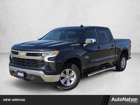 Used 2024 Chevrolet Silverado 1500 LT image 1