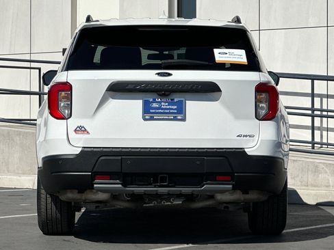Certified 2022 Ford Explorer Timberline image 4