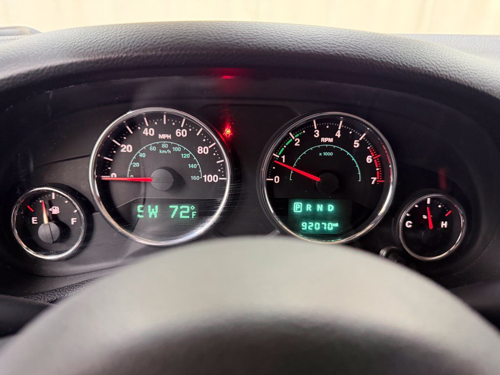 Used 2018 Jeep Wrangler Unlimited Sahara AWD/4WD image 23