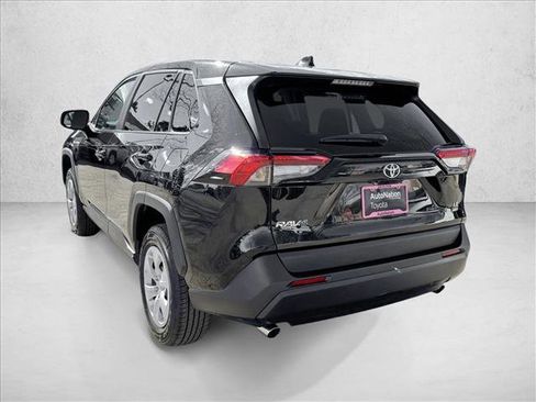 Used 2024 Toyota RAV4 LE image 5