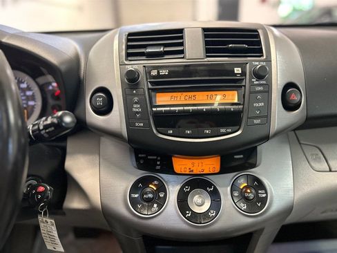 Used 2007 Toyota RAV4 Limited image 22