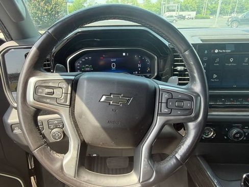 Used 2023 Chevrolet Silverado 1500 RST w/ Z71 Off-Road Package AWD/4WD image 13