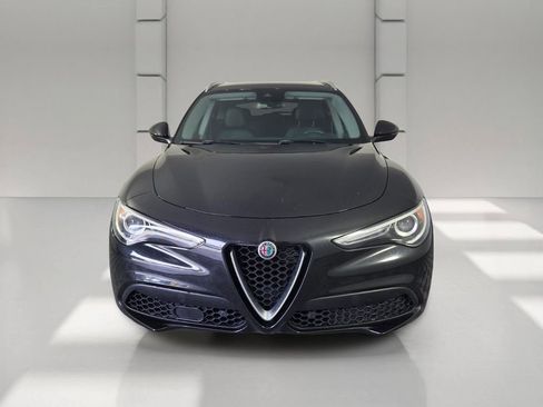 Used 2020 Alfa Romeo Stelvio Ti w/ Active Blind Spot Package AWD/4WD image 3