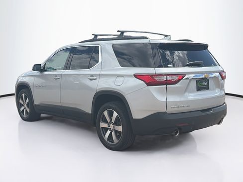 Used 2021 Chevrolet Traverse LT w/ LT Premium Package AWD/4WD image 5