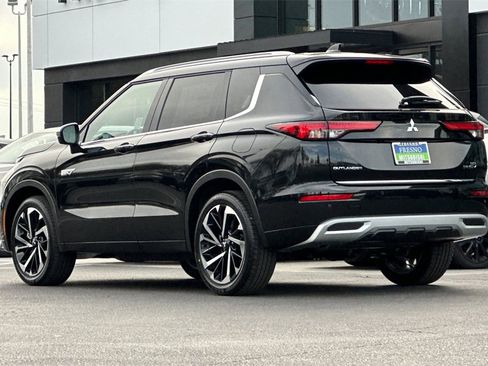 New 2025 Mitsubishi Outlander SEL image 7