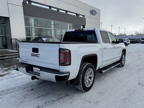 Used 2018 GMC Sierra 1500 SLT w/ SLT Premium Package image 34