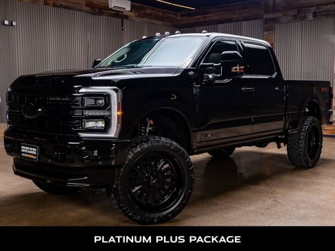 Used 2026 Ford F250 Platinum w/ Platinum Plus Package AWD/4WD image 5