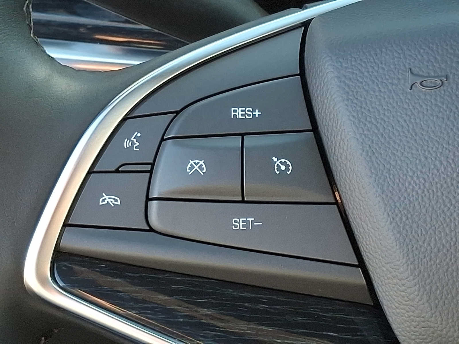 Used 2026 Cadillac XT5 Premium Luxury w/ Driver Assist Package AWD/4WD image 23