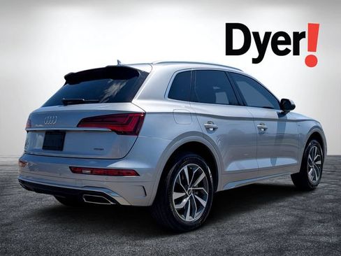 Used 2022 Audi Q5 2.0T Premium Plus w/ Premium Plus Package AWD/4WD image 3