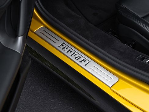 Used 2022 Ferrari SF90 Spider AWD/4WD image 49