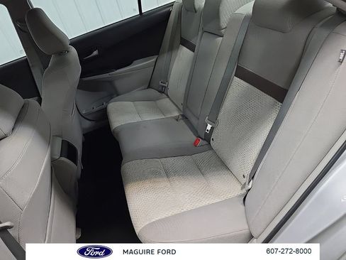 Used 2014 Toyota Camry LE FWD image 34