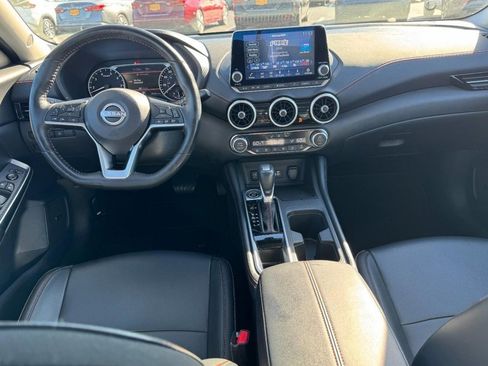 Used 2024 Nissan Sentra SR w/ SR Premium Package image 12