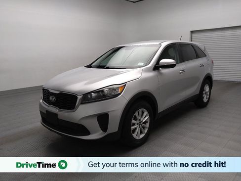 Used 2020 Kia Sorento LX image 1