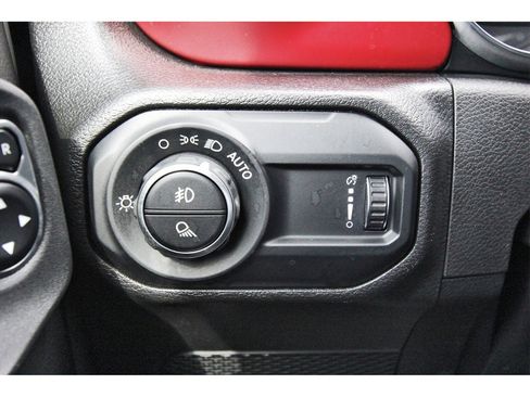 Used 2023 Jeep Gladiator Rubicon w/ LED Lighting Group image 17