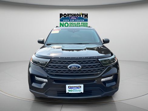 Used 2021 Ford Explorer XLT w/ Equipment Group 202A AWD/4WD image 22