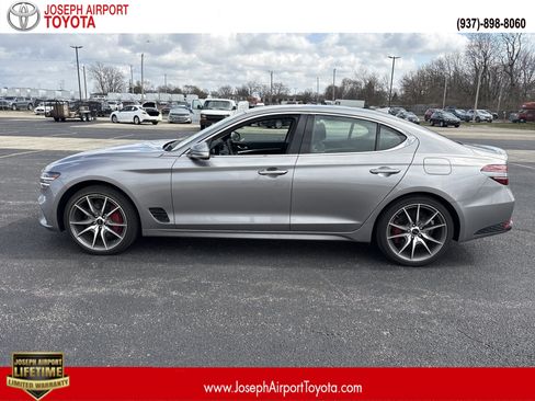 Used 2025 Genesis G70 2.5T image 1