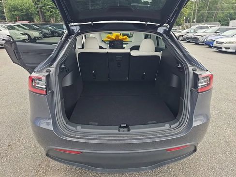 Used 2022 Tesla Model Y Long Range AWD/4WD image 20