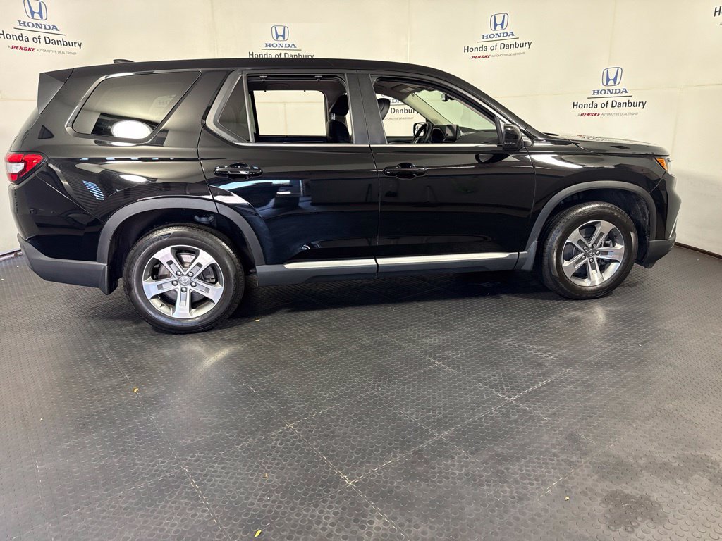 Certified 2024 Honda Pilot EX-L image 3