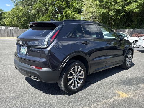 Used 2022 Cadillac XT4 Sport w/ Comfort Package image 5