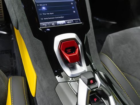Used 2023 Lamborghini Huracan Tecnica RWD image 15