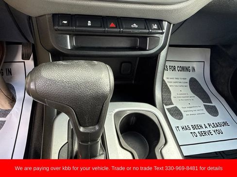 Used 2018 Chevrolet Colorado LT w/ LT Convenience Package AWD/4WD image 15