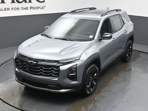 New 2026 Chevrolet Equinox LT w/ Convenience Package II FWD image 23