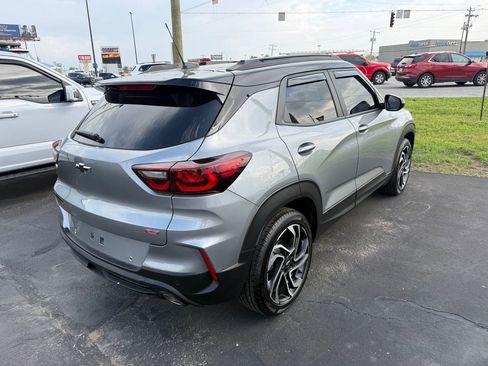 Used 2025 Chevrolet TrailBlazer RS w/ Convenience Package FWD image 6