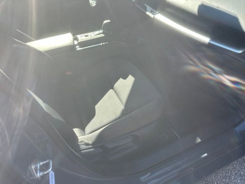 Used 2023 Toyota Prius LE image 33