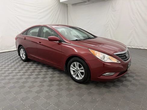 Used 2013 Hyundai Sonata GLS w/ Popular Equipment Pkg FWD image 4