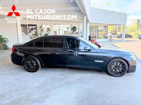 Used 2015 BMW 750Li w/ M Sport Edition RWD image 2
