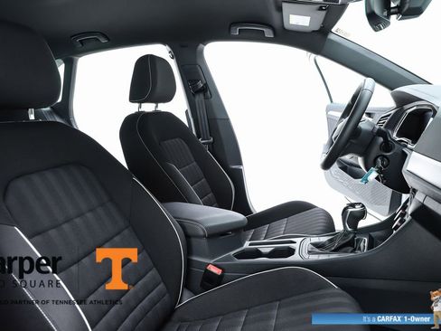 Used 2024 Volkswagen Jetta Sport image 35