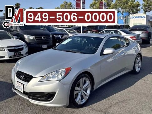 Used 2011 Hyundai Genesis 2.0T RWD image 1