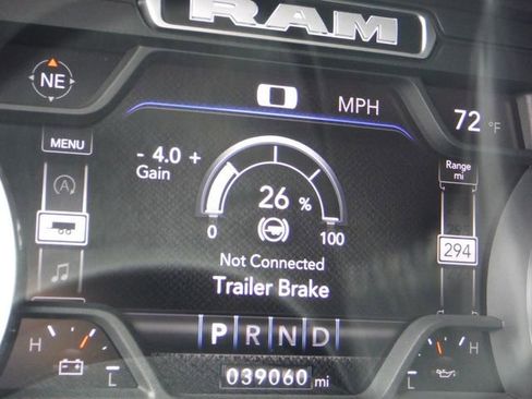 Used 2022 RAM 1500 Big Horn AWD/4WD image 40