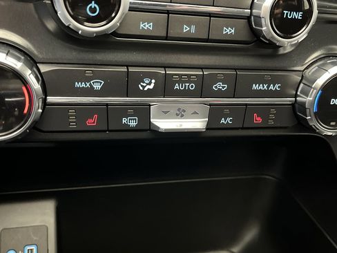 Used 2022 Ford F150 XLT w/ Equipment Group 302A High image 24