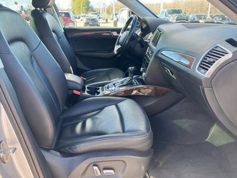 Used 2017 Audi Q5 2.0T Premium Plus w/ Technology Package image 31