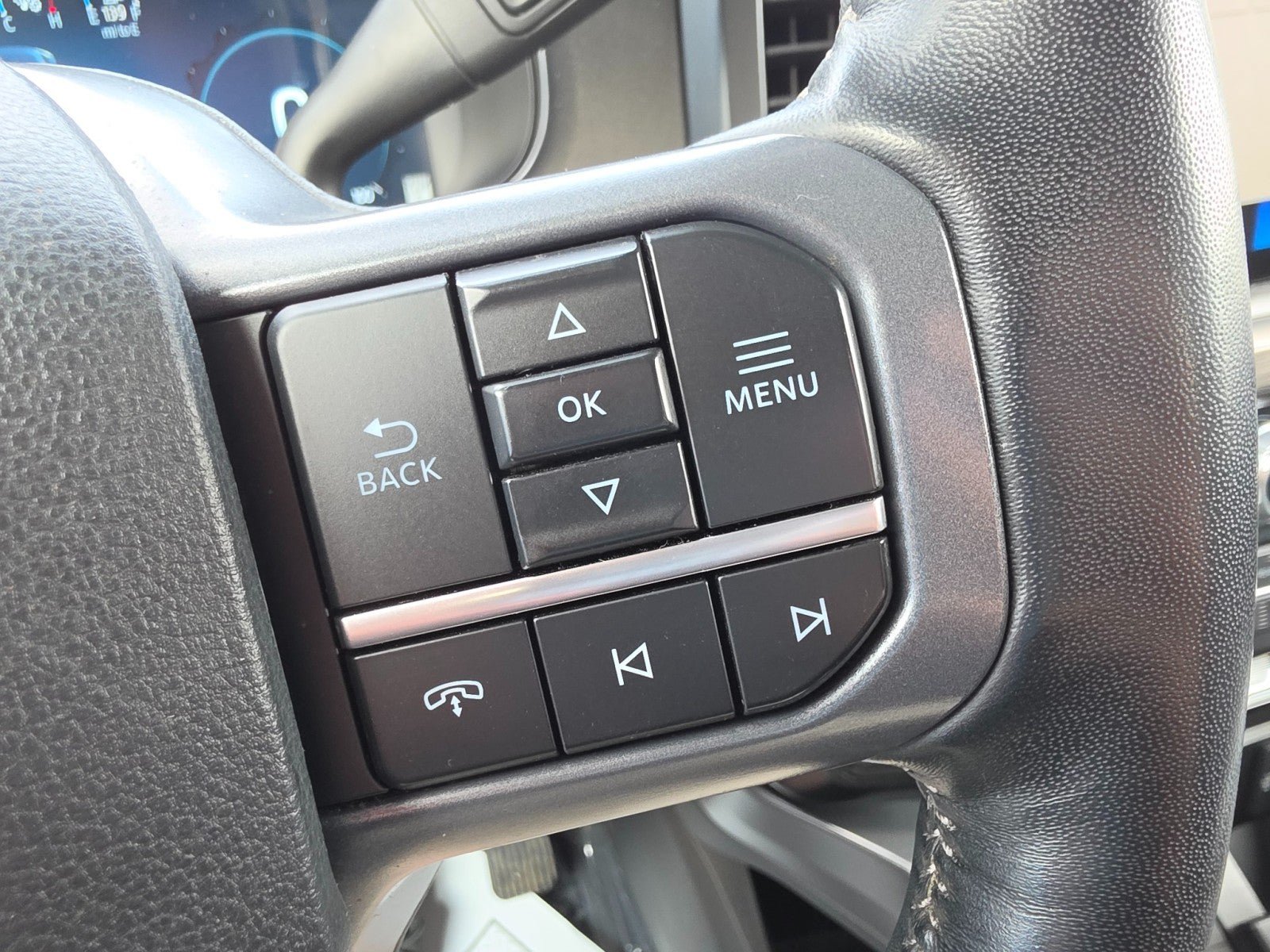Used 2024 Ford F350 Lariat w/ Lariat Ultimate Package AWD/4WD image 45