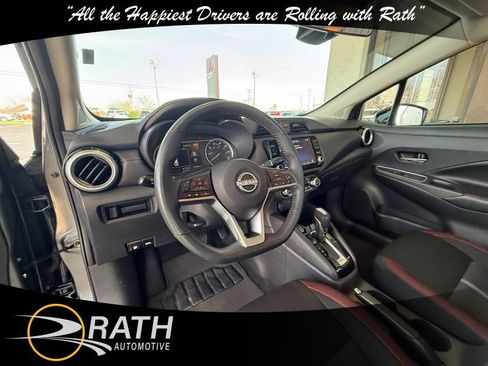 Used 2024 Nissan Versa SR image 14