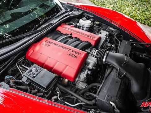 Used 2013 Chevrolet Corvette Z06 w/ 3LZ Preferred Equipment Group RWD image 73