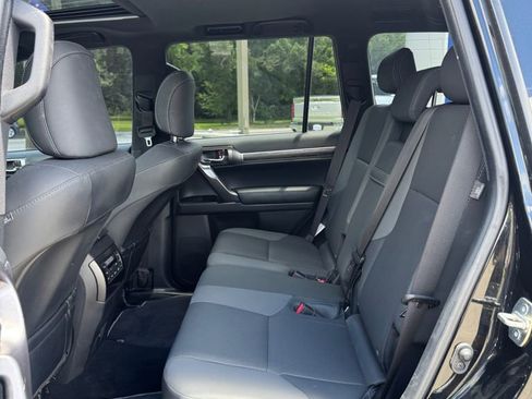 Used 2022 Lexus GX 460 w/ Black Line Special Edition AWD/4WD image 12