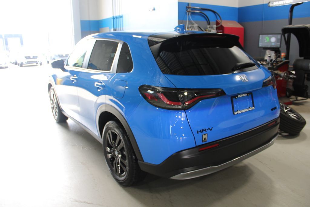 New 2027 Honda HR-V Sport image 8