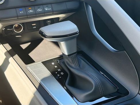 New 2026 Hyundai Elantra SE FWD image 16