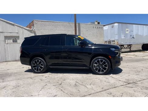 Used 2022 Chevrolet Tahoe RST w/ Luxury Package AWD/4WD image 4