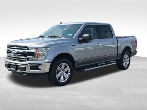 Used 2020 Ford F150 XLT w/ Equipment Group 302A Luxury AWD/4WD image 2