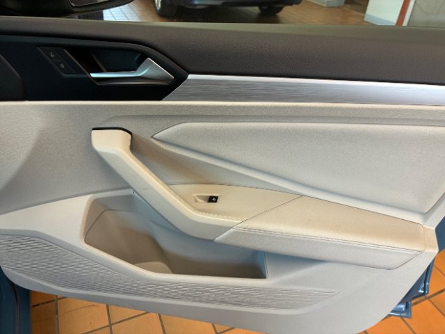 Used 2025 Volkswagen Jetta S FWD image 26
