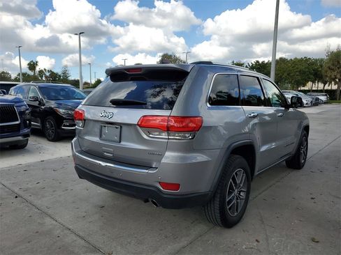 Used 2018 Jeep Grand Cherokee Limited w/ Luxury Group II image 4